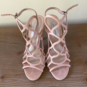 Steve Madden blush heel